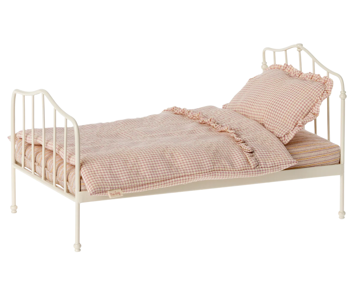 Vintage bed, Miniature - Purple