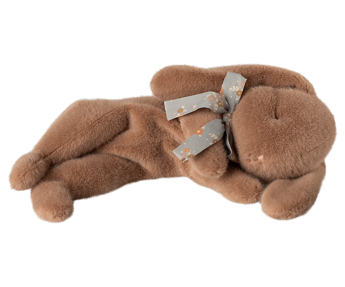 Maileg Sleeping bunny plush, Small - Soft brown | Maileg UK
