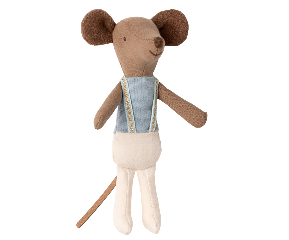 Ballet dancer mouse, Big brother