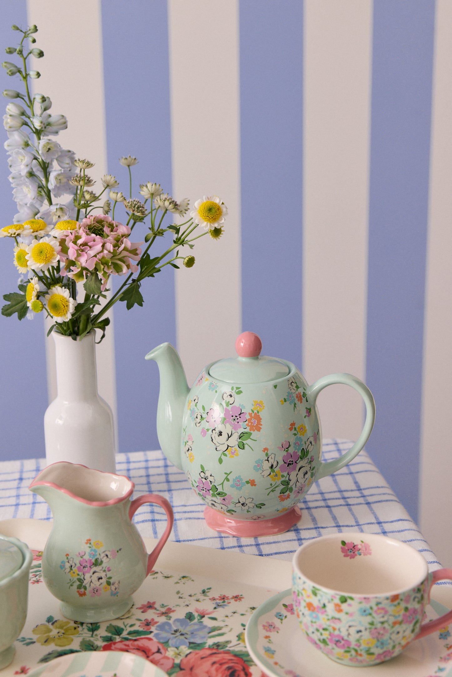 Cath Kidston Feels Like Home Tea Pot