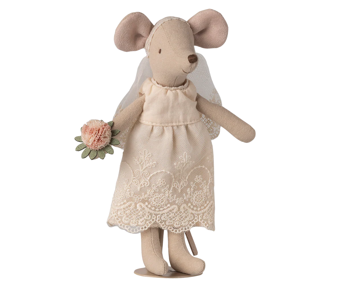 Wedding dress, Mum mouse