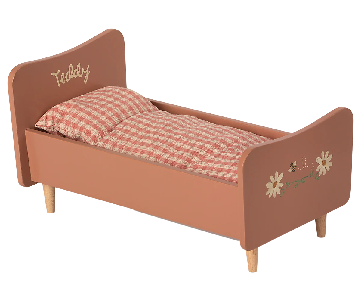 Wooden Bed, Teddy Mom - Rose