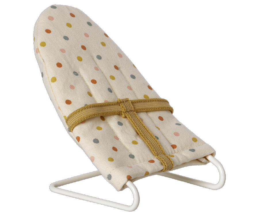 Spotty miniature maileg baby bouncing chair suitable for baby mice or my rabbit size. Dollhouse Miniatures