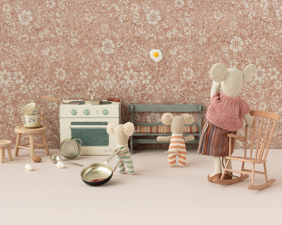 Maileg Mice having fun in the kitchen | Maileg UK