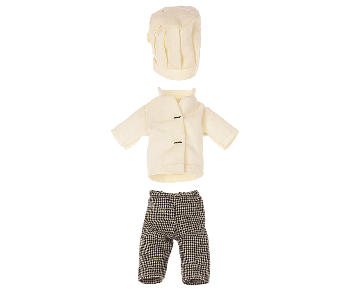 Set of mouse chef attire including a jacket, hat, and pants on a white background | Chef clothes, Big sister and big brother mouse | Maileg UK