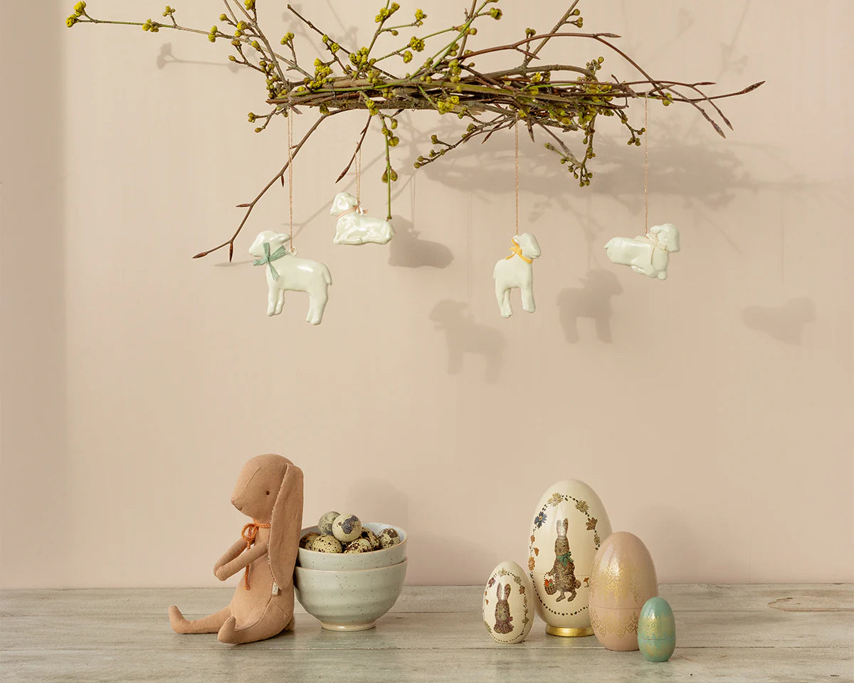Metal ornament, Lamb - Powder