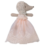 Baby mouse in gown - Powder