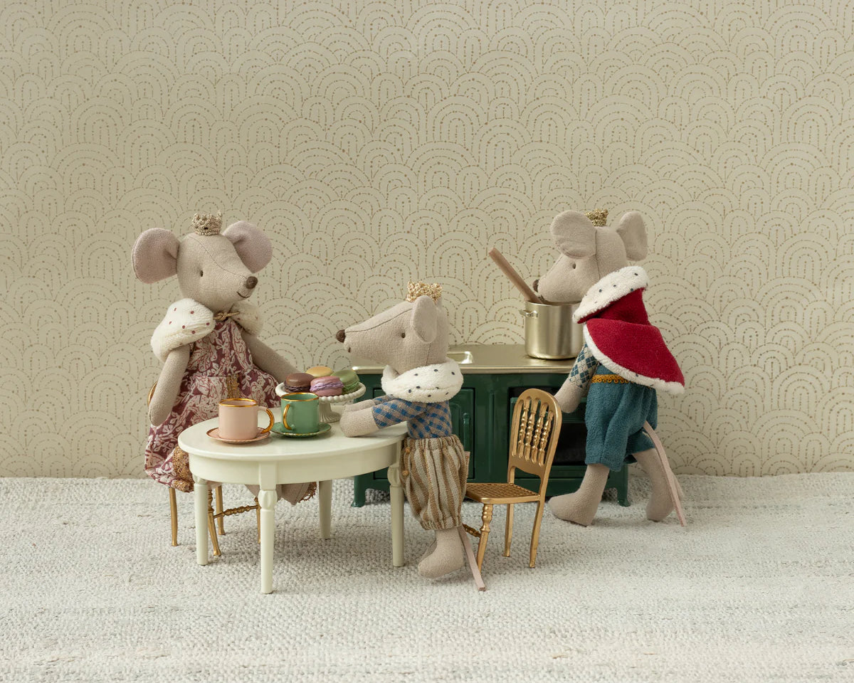 King mouse, Dad