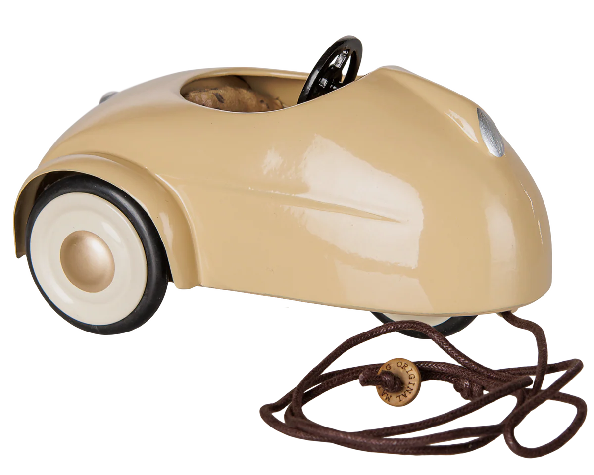 Car, Mouse - Wheat