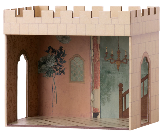 Castle hall, Mouse