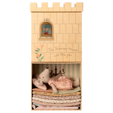 Princess and the pea, Big sister mouse