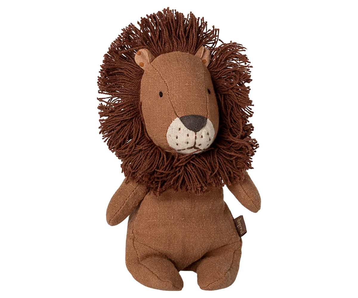 Brown lion plush toy on a white background | Maileg UK