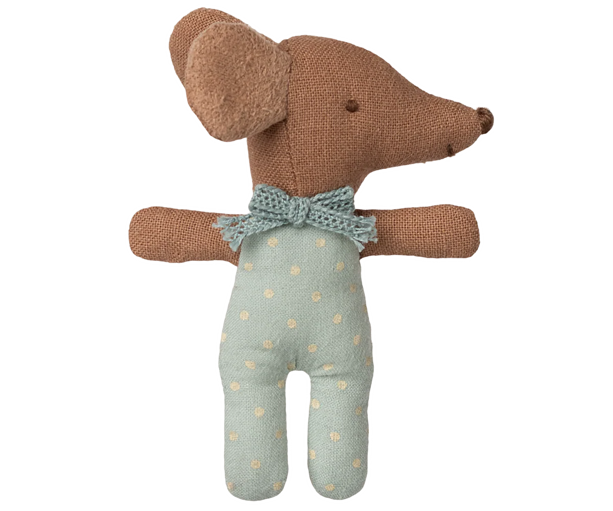 Stuffed toy mouse with a knitted bow tie and light blue outfit on a white background