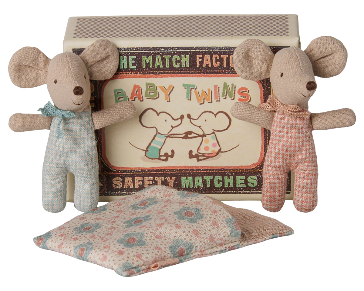 Twins, Baby mice in matchbox - Checker