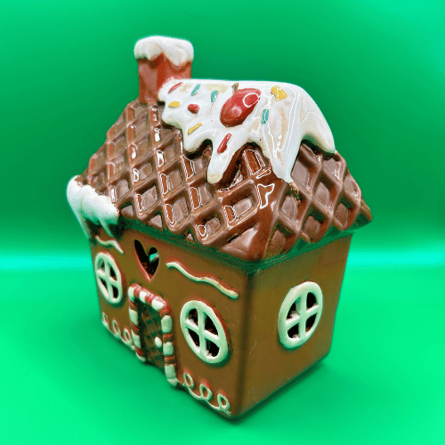 Gingerbread ceramic cottage | Christmas Gifting 