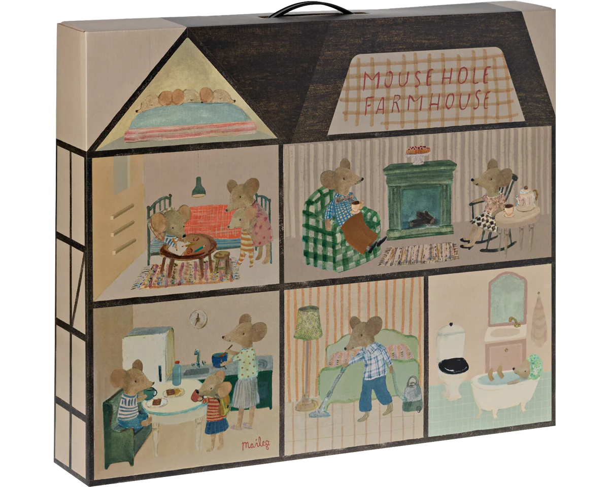 Mouse Hole Farmhouse | Maileg Dollhouse