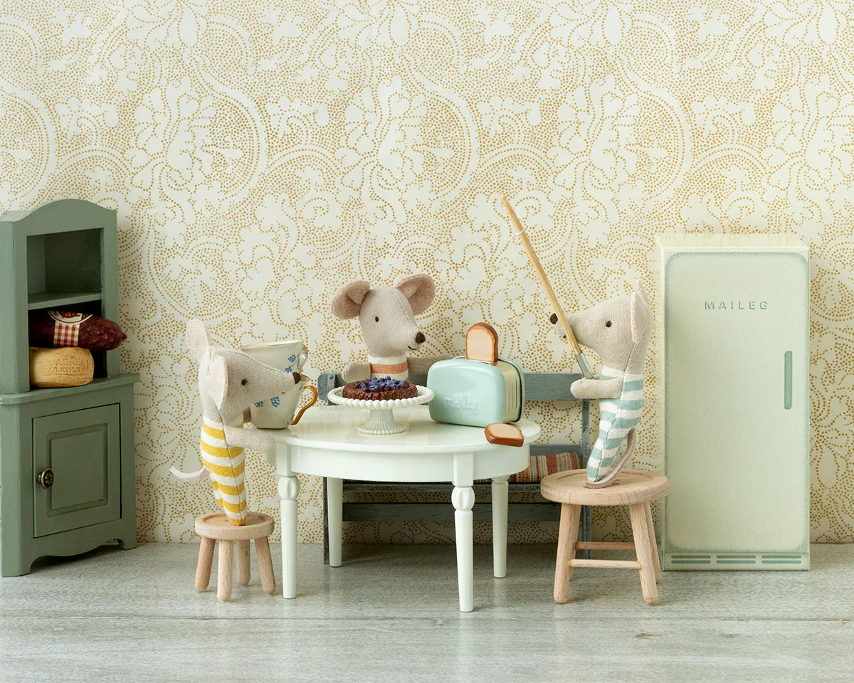 Maileg Miniature Toaster in Mint | Collectable Dollhouse Miniatures