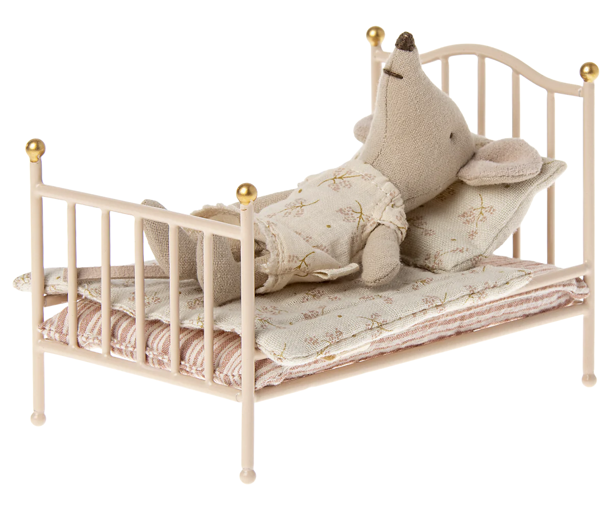 Maileg Vintage bed, Mouse - Rose | Dollhouse Furniture