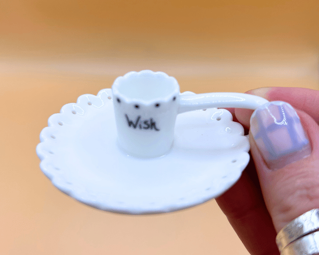 Scallop Candle holder - Wish